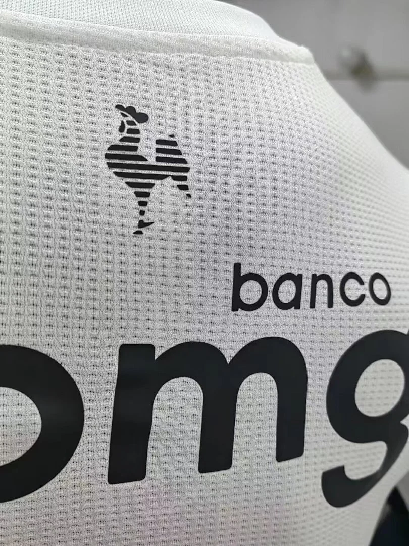 22 Mineiro Away - view 2