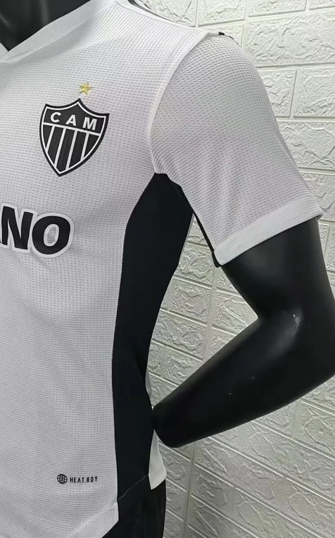 22 Mineiro Away - view 6