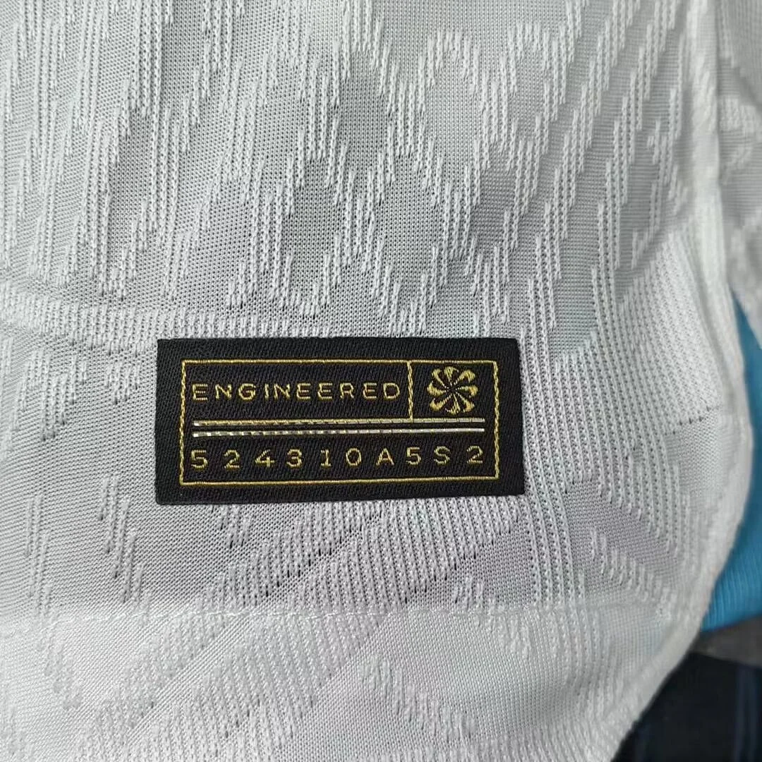 22 England Home - view 3