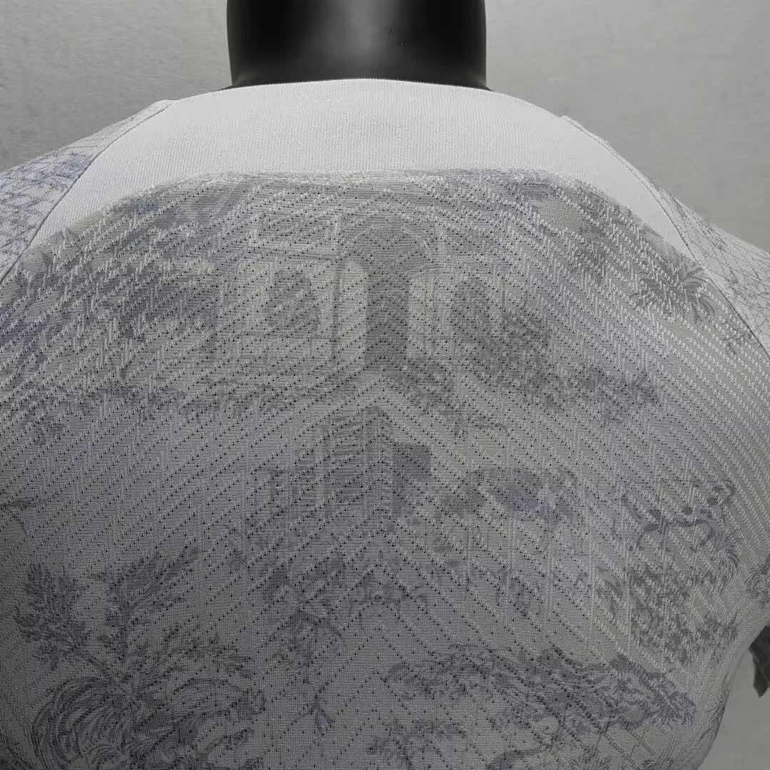 22 France Away - view 8
