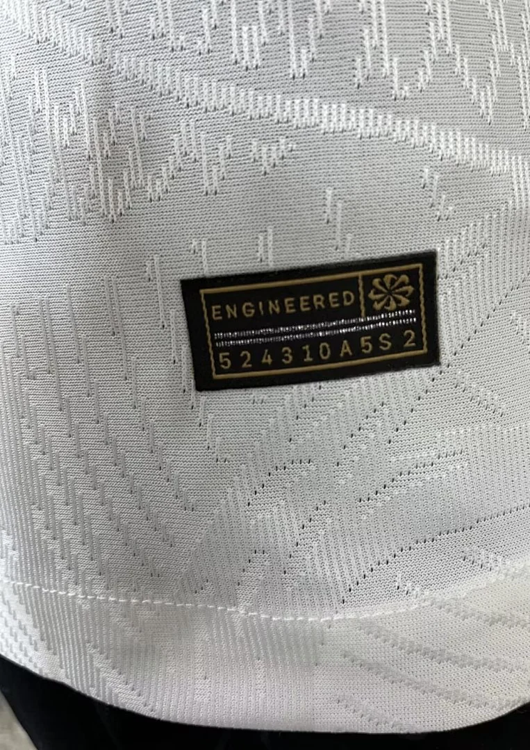 23-24 Inter Away - view 7