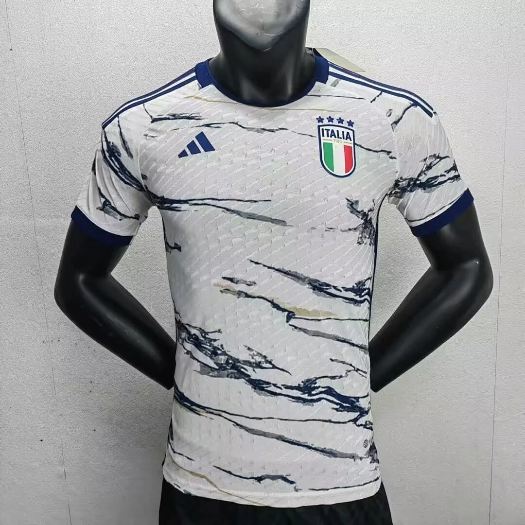 23 Italy Away