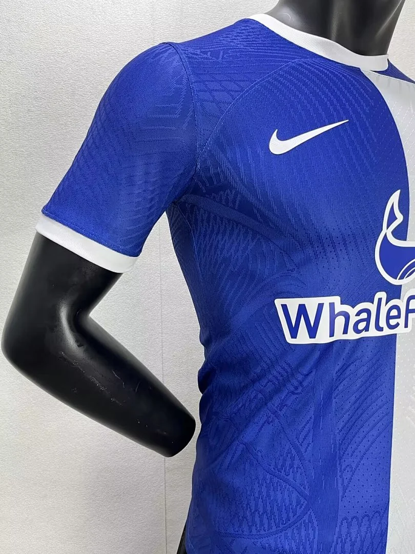 23-24 Atletico Madrid Away - view 2