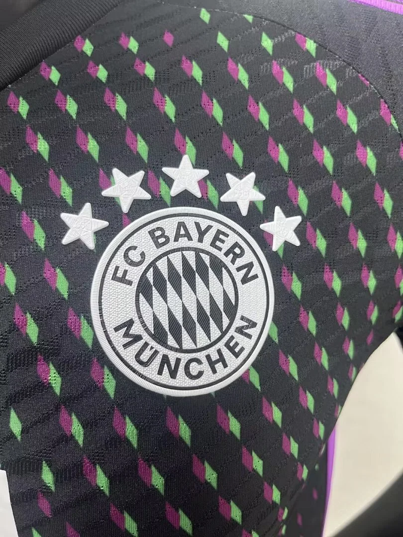 23-24 Bayern Munich Away - view 8