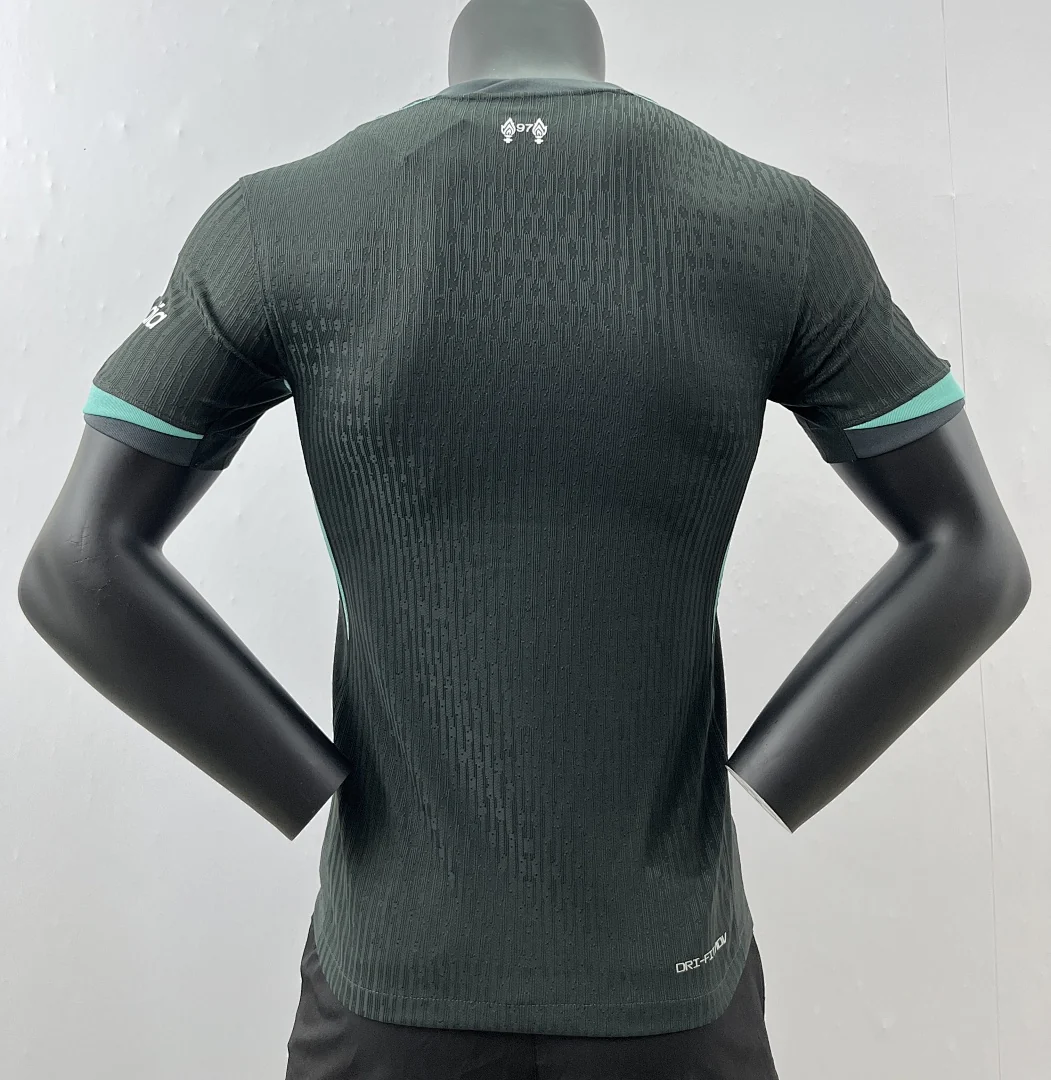 24-25 Liverpool S-3XL - view 2