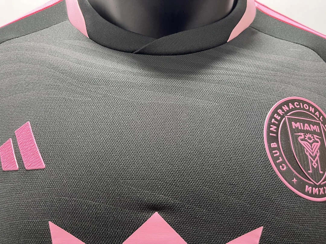 24-25 Miami Away - view 9