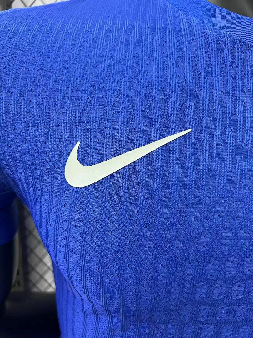 24-25 USA Away - view 4