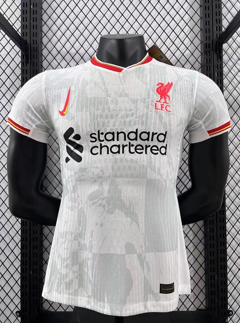 24 Liverpool Third Away