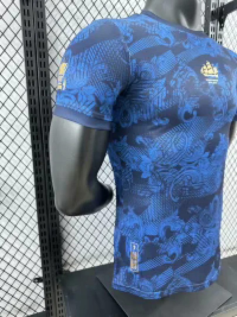 2425 Manchester City Special Edition - view 4