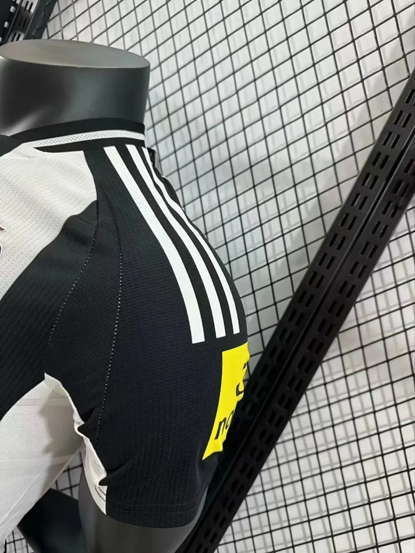 2425 Newcastle Home S-2XL - view 2