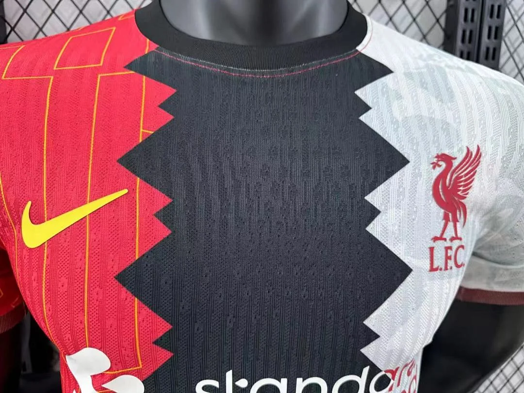 2425 Liverpool Special Edition S-2XL - view 3
