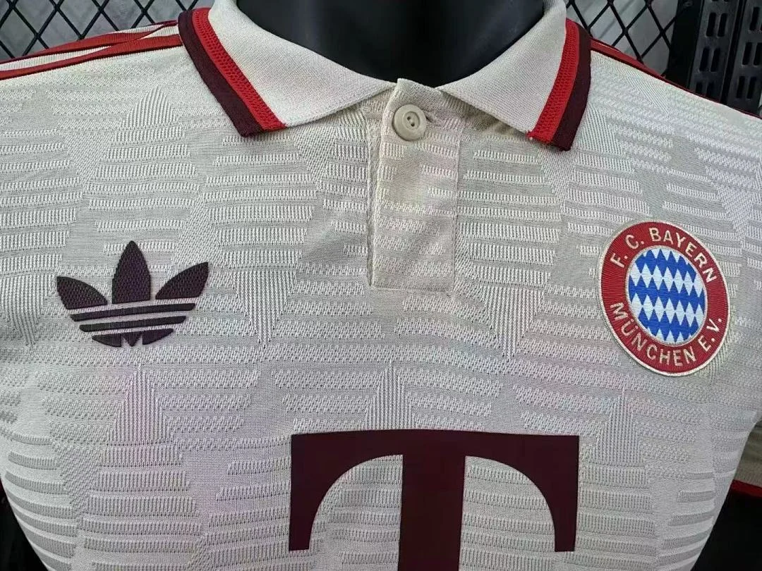 2425 Bayern Munich Second Away Kit S-3XL - view 3