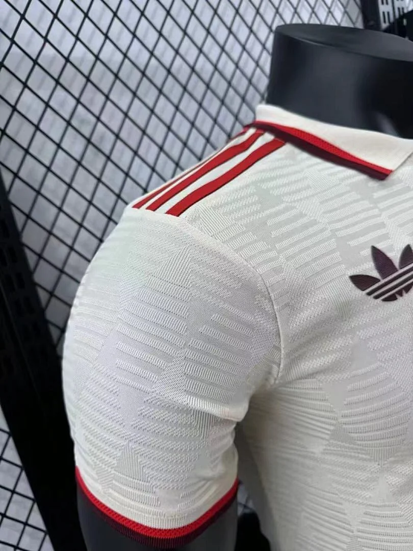 2425 Bayern Munich Second Away Kit S-3XL - view 8