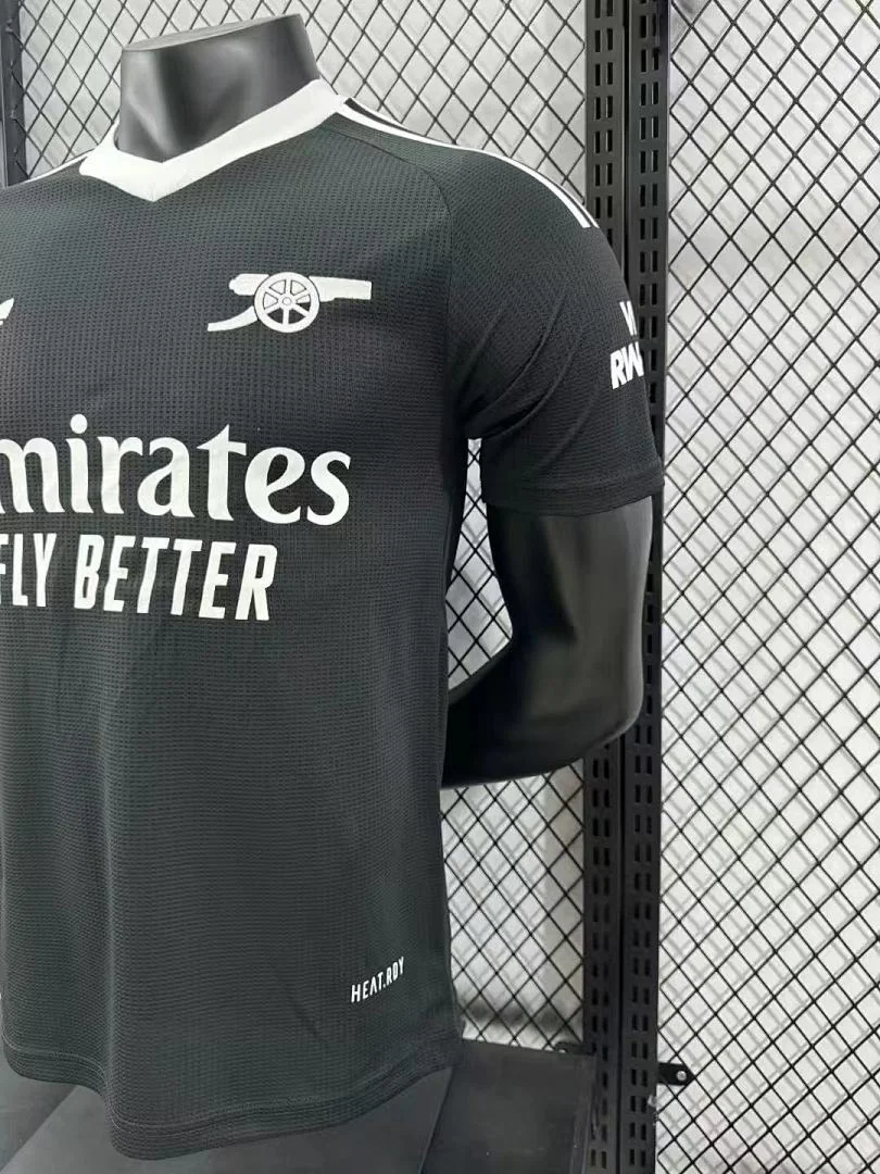 2425 Arsenal Goalkeeper Kit S-2XL - view 7