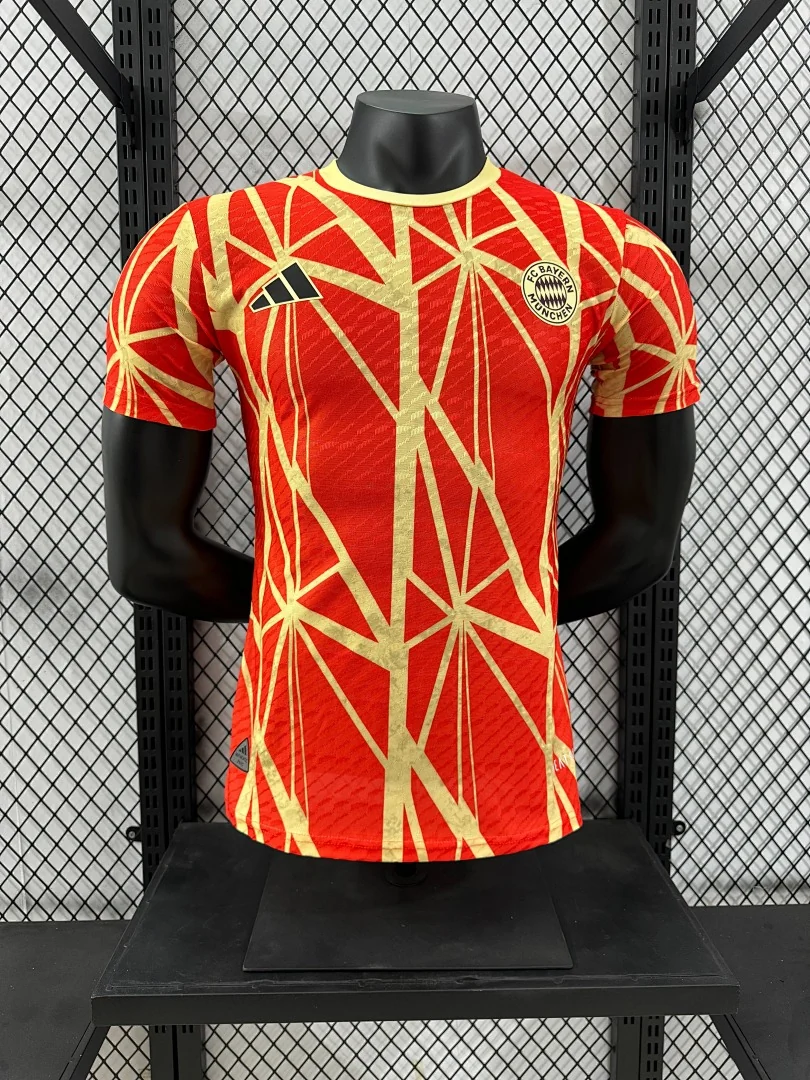 2425 Bayern Munich Goalkeeper Kit S-2XL