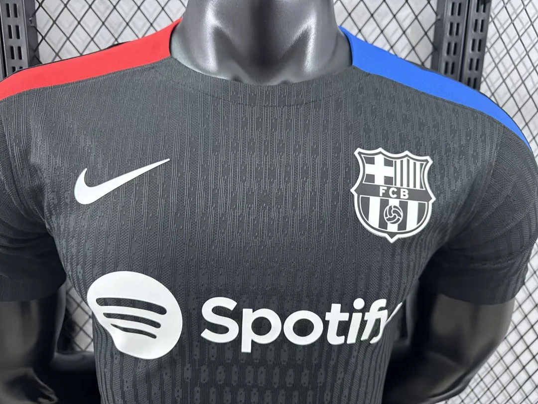 2425 Barcelona Training Kit S-3XL with Sponsor - view 3
