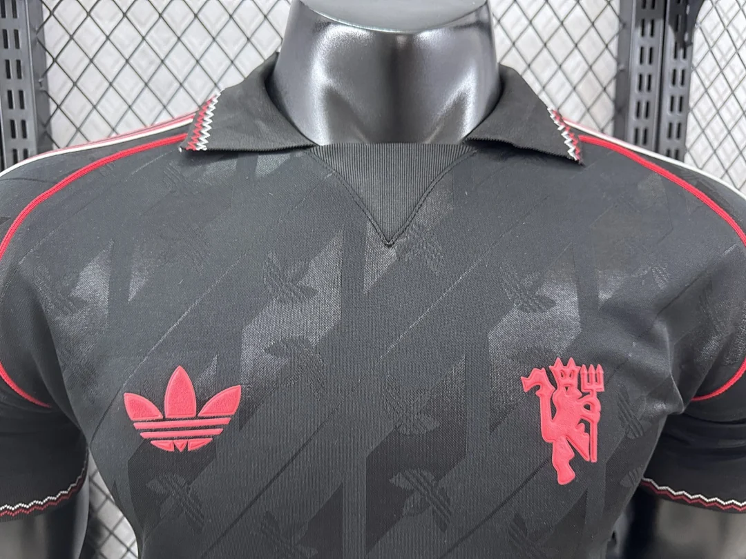 2425 Manchester United S-2XL - view 3