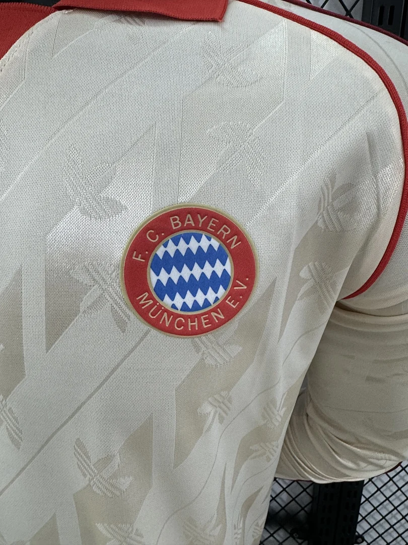 2425 Bayern Munich Long Sleeve Retro S-2XL - view 5