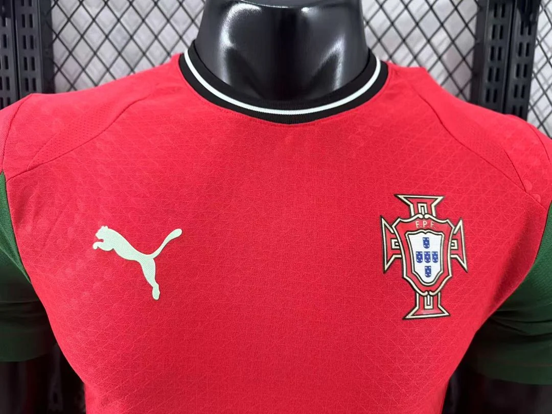 2025 Portugal Women's Football S-2XL - view 3