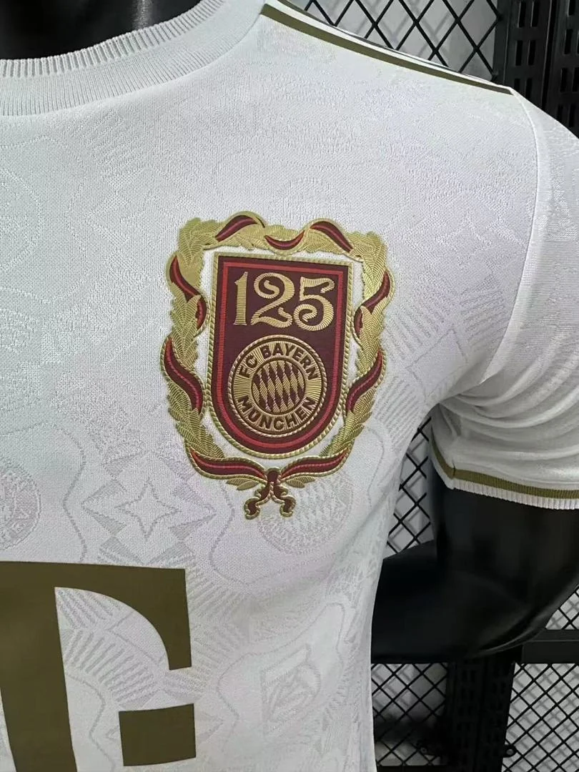 Bayern 125th Anniversary Edition White S-2XL - view 5