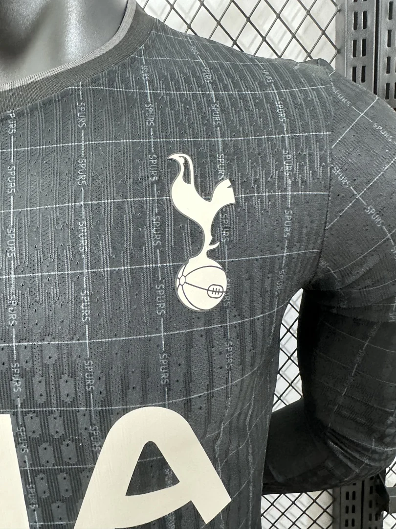 2526 Tottenham Hotspur Long Sleeve S-2XL - view 5