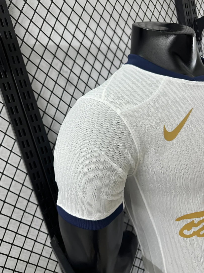 Barcelona White Special Edition S-3XL - view 8