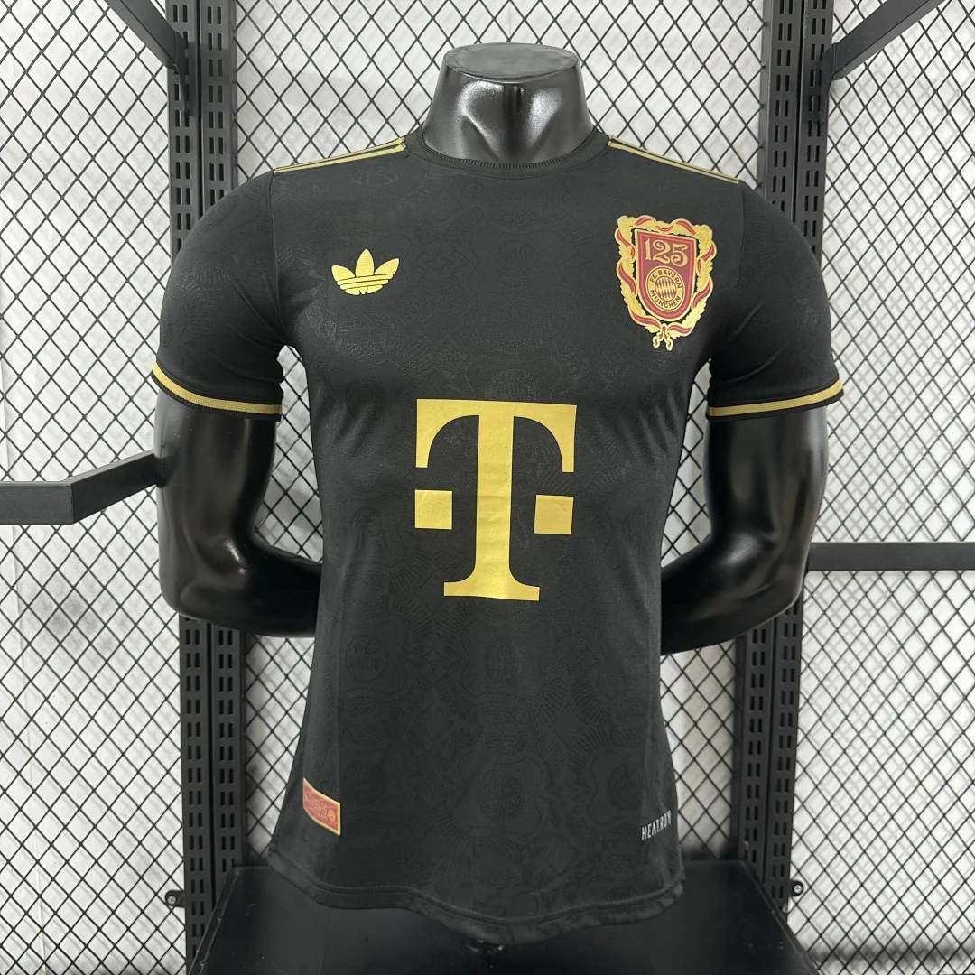 Bayern Anniversary Edition Black S-3XL