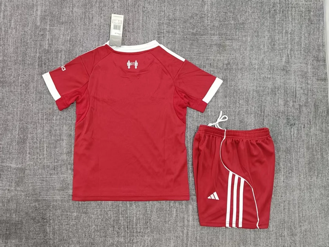 25-26 Liverpool Home - view 2