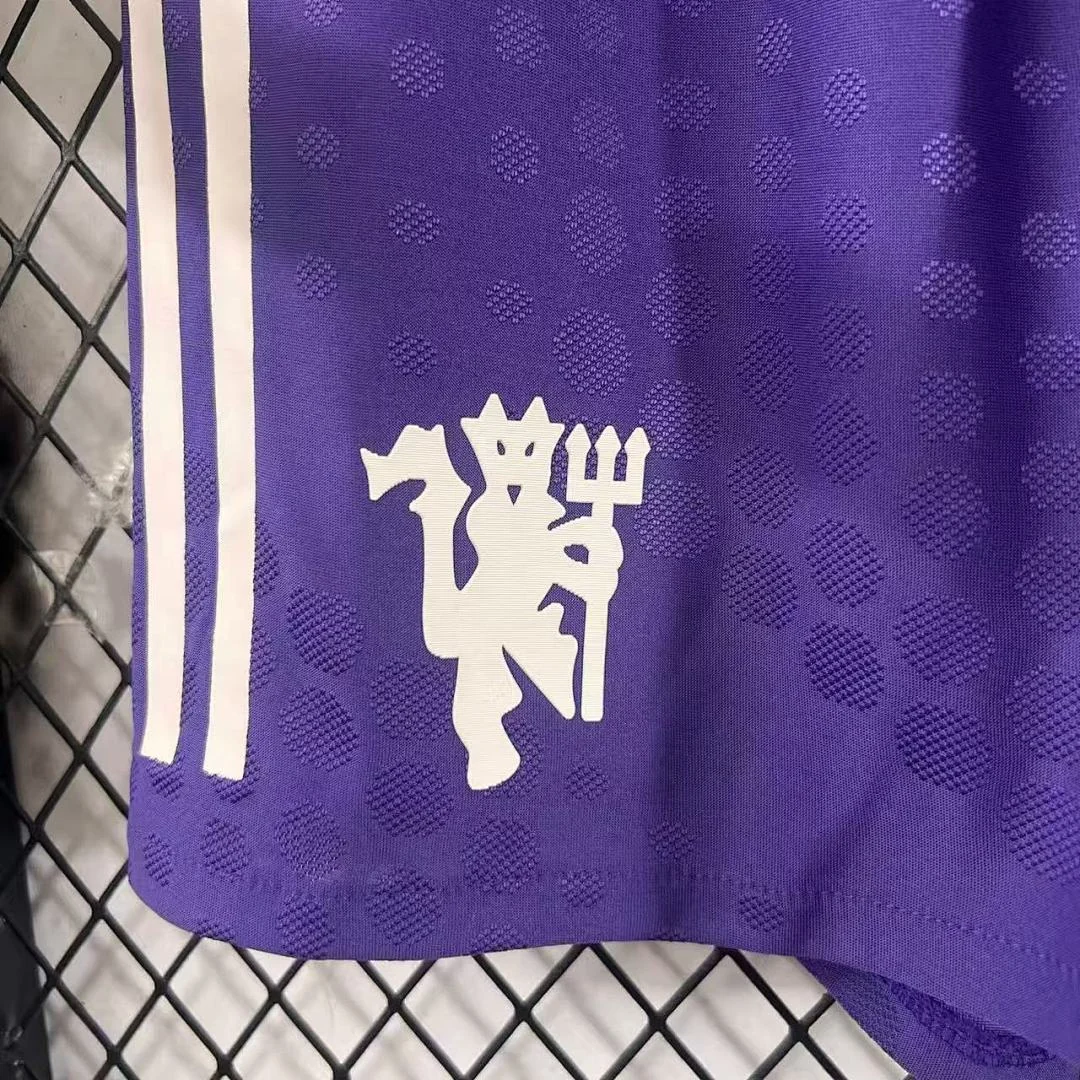 2526 Manchester United Away Pants S-2XL - view 3