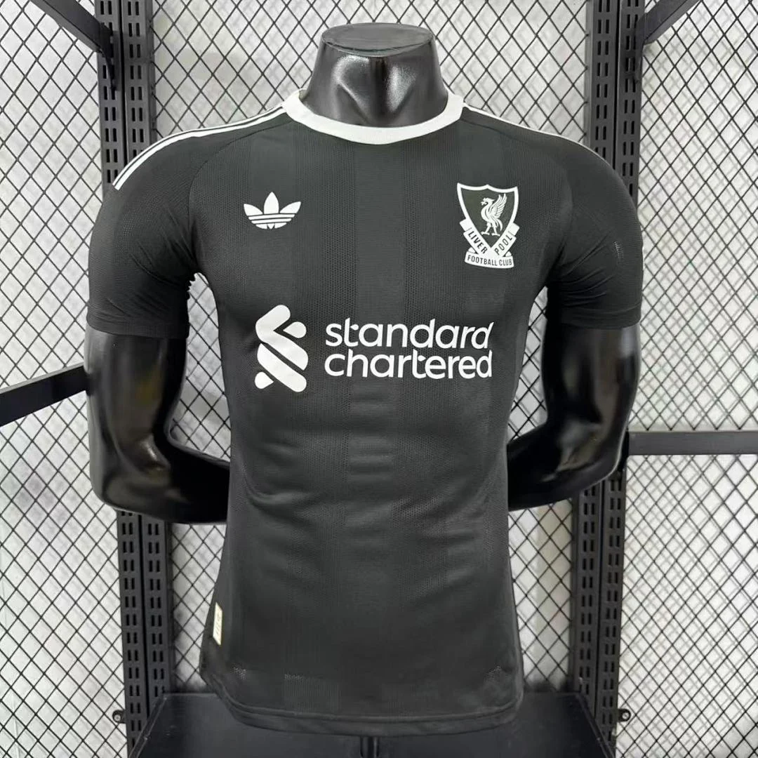 2526 Liverpool Black Goalkeeper S-2XL