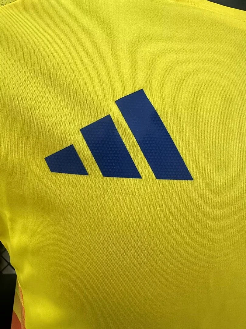 2024 Colombia Home S-2XL - view 3