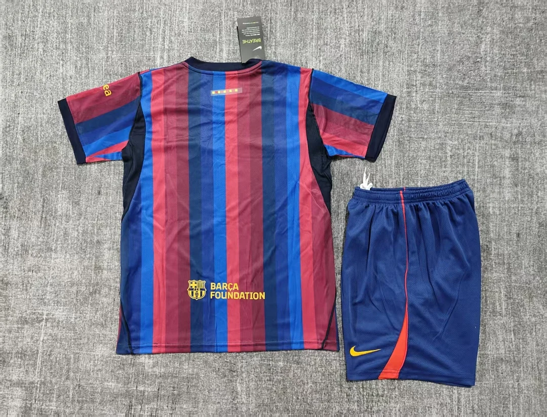 Barcelona Home - view 2