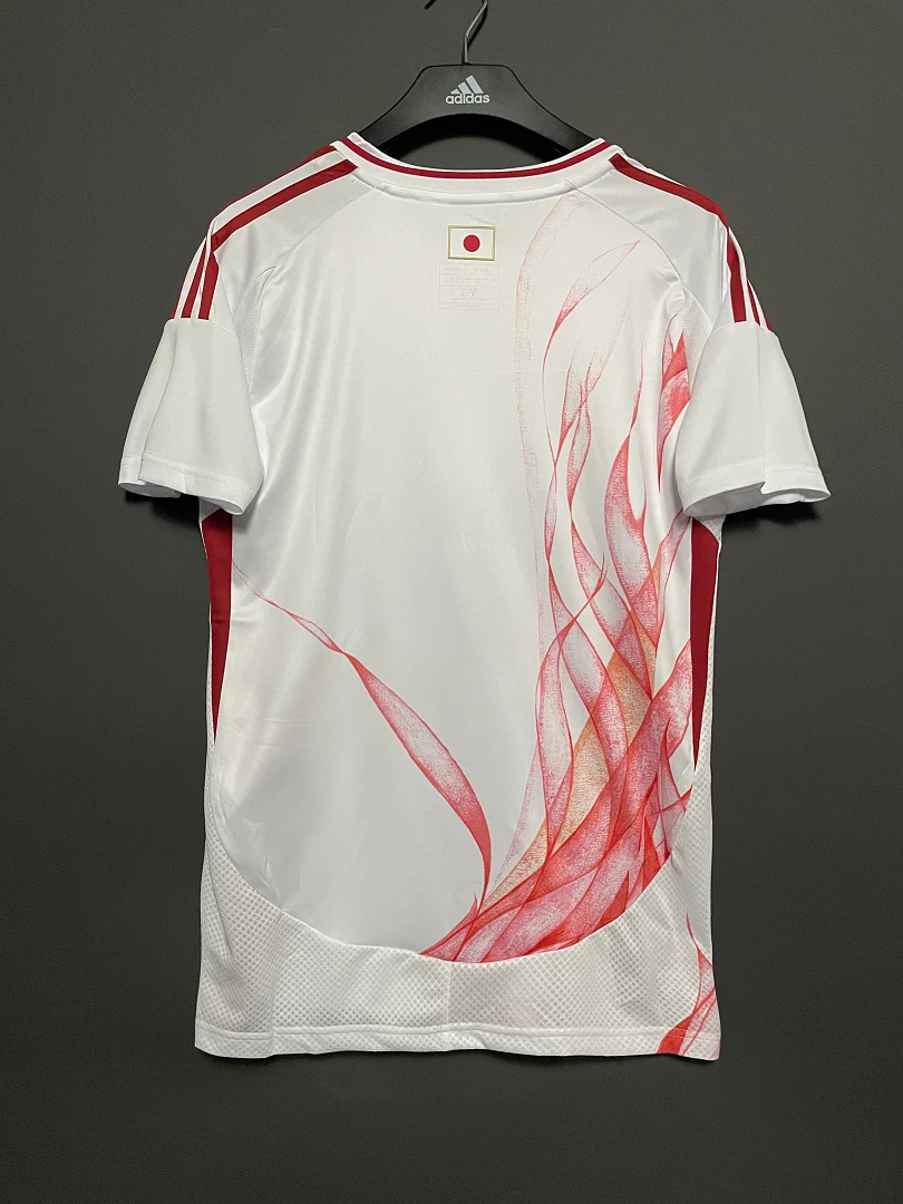 25 Japan Away White - view 3