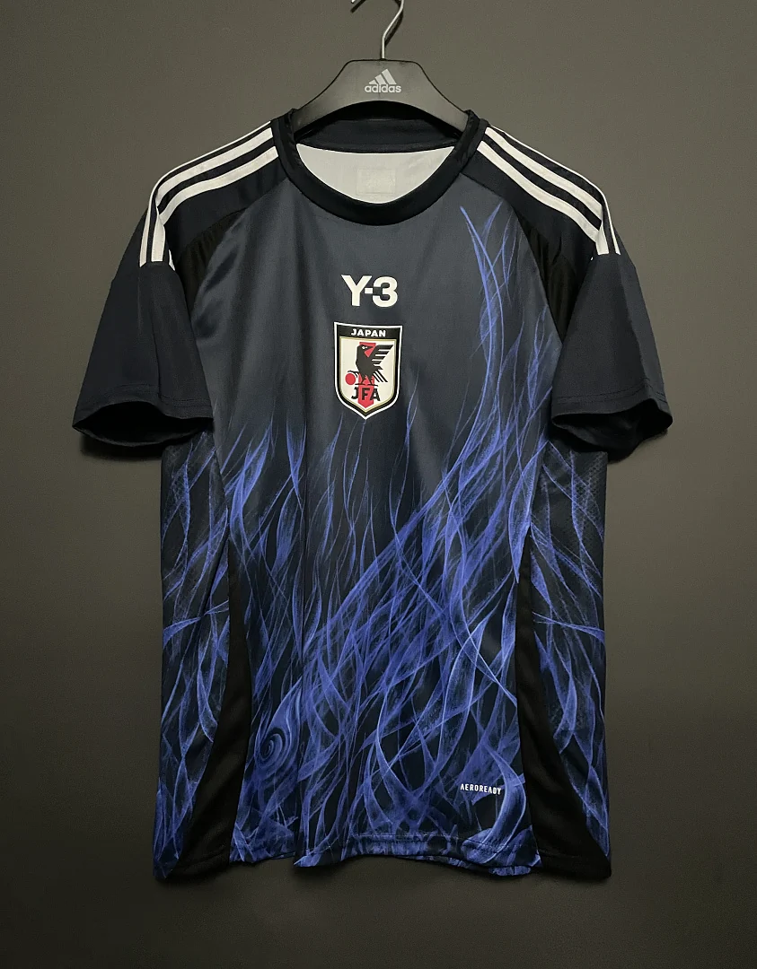 25 Japan Home Blue