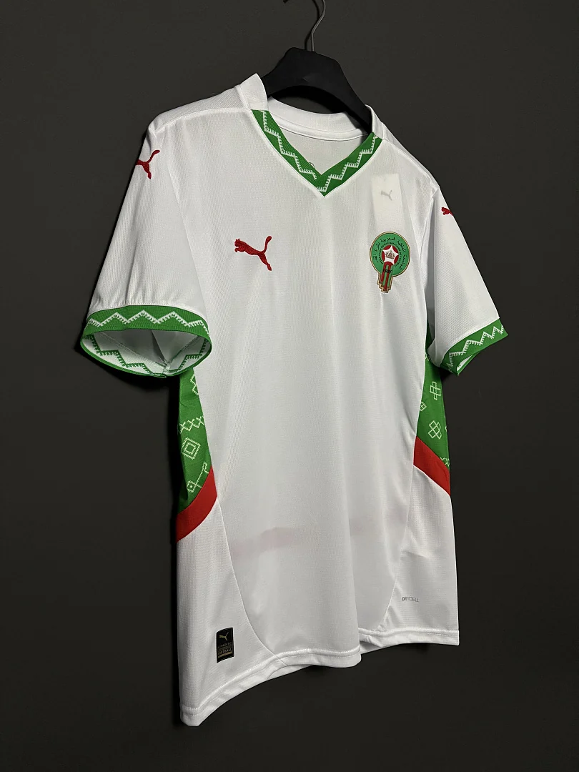 25 Morocco Away - view 2