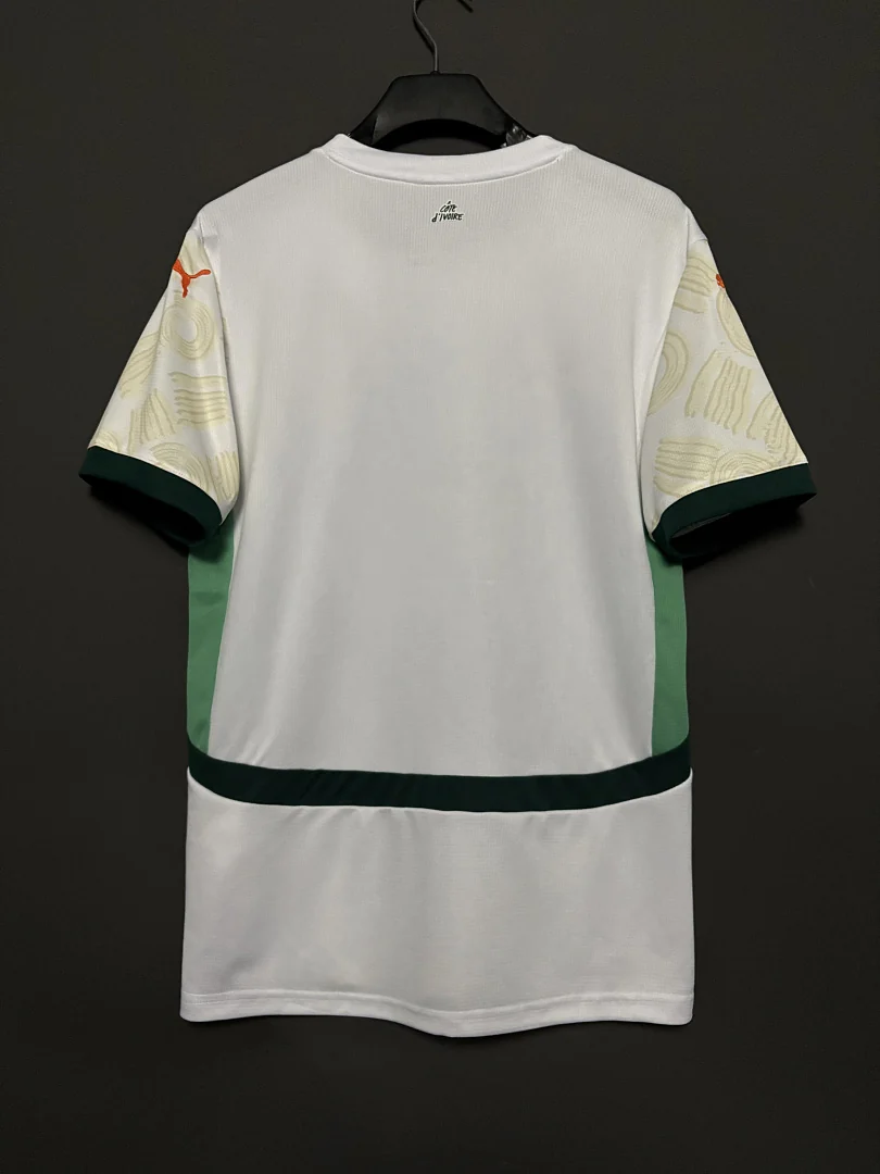 25 Ivory Coast Away - view 3