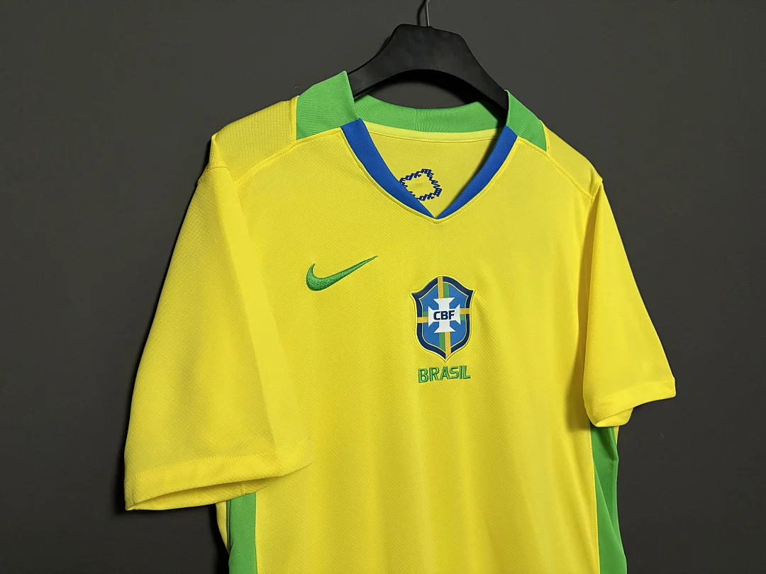 25 Brazil Home - view 5