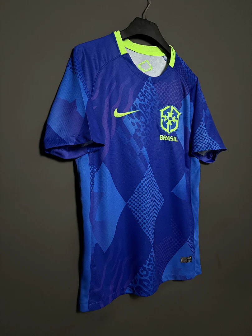 25 Brazil Away - view 3