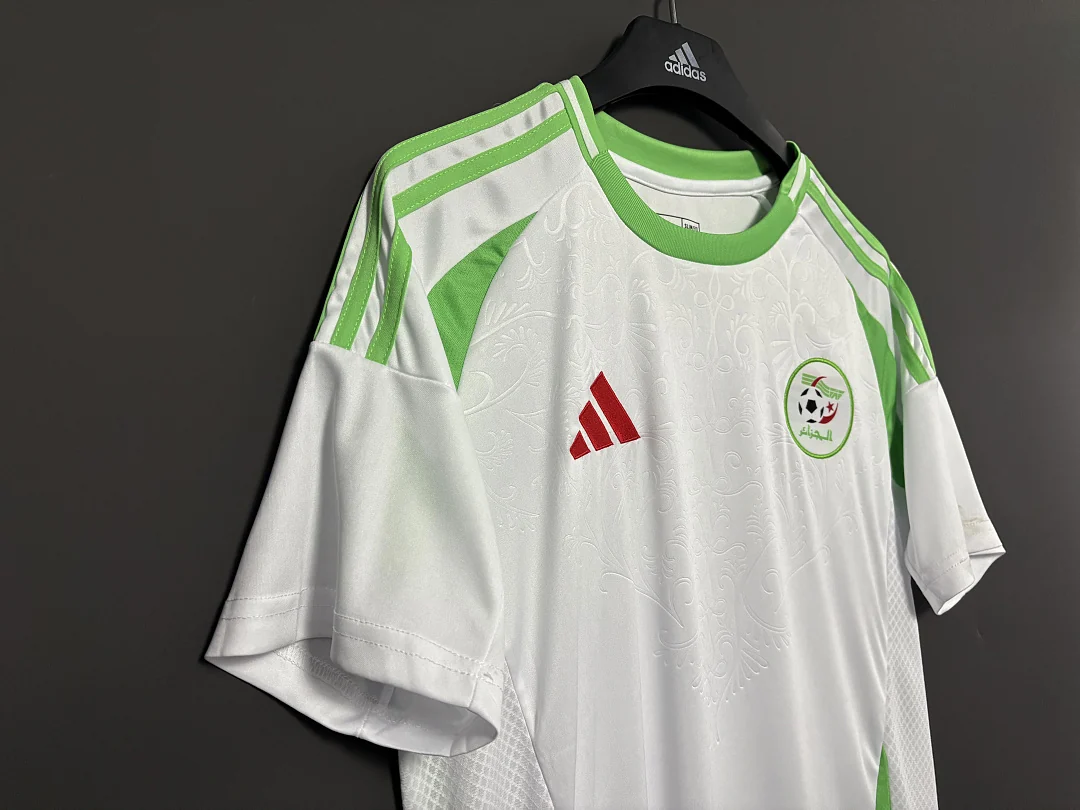 25 Algeria Home - view 4