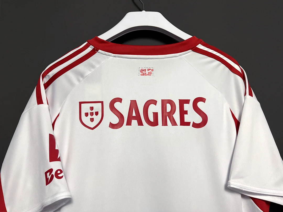 25-26 Benfica Third Away - view 4