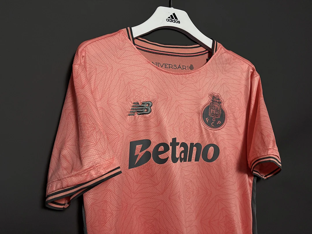 25-26 Porto Away - view 5
