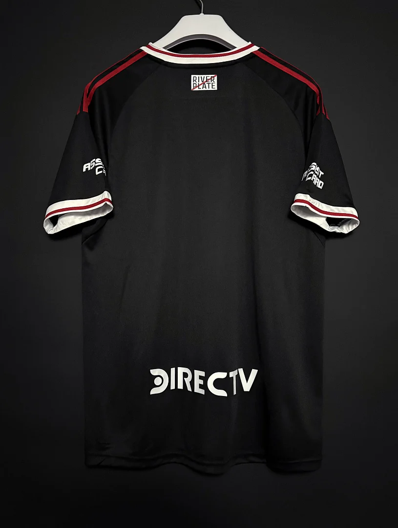 25-26 River Plate Away - view 3