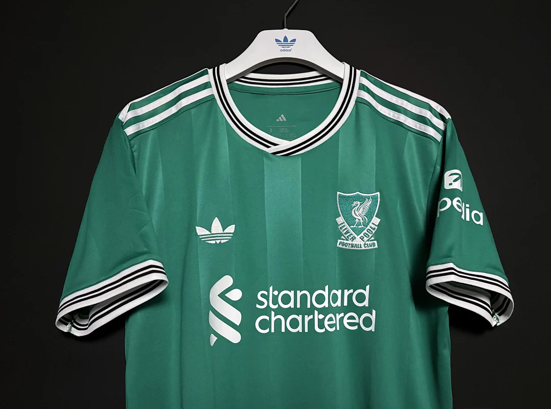 25-26 Liverpool Third Away Kit S-4XL - view 4