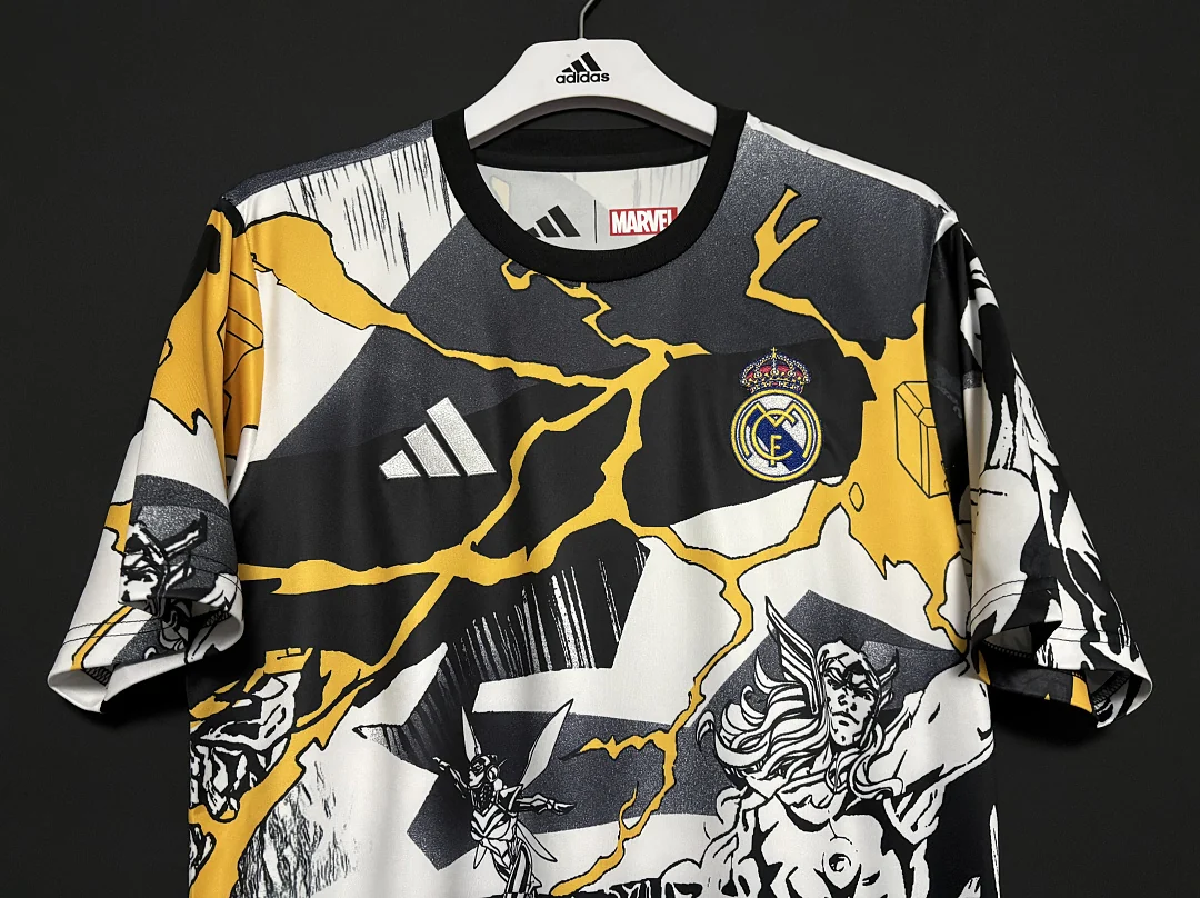 25-26 Real Madrid Marvel Collaboration S-4XL - view 4