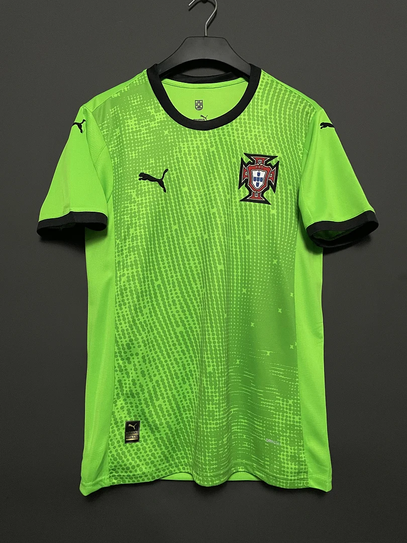 25-26 Portugal Goalkeeper Kit
