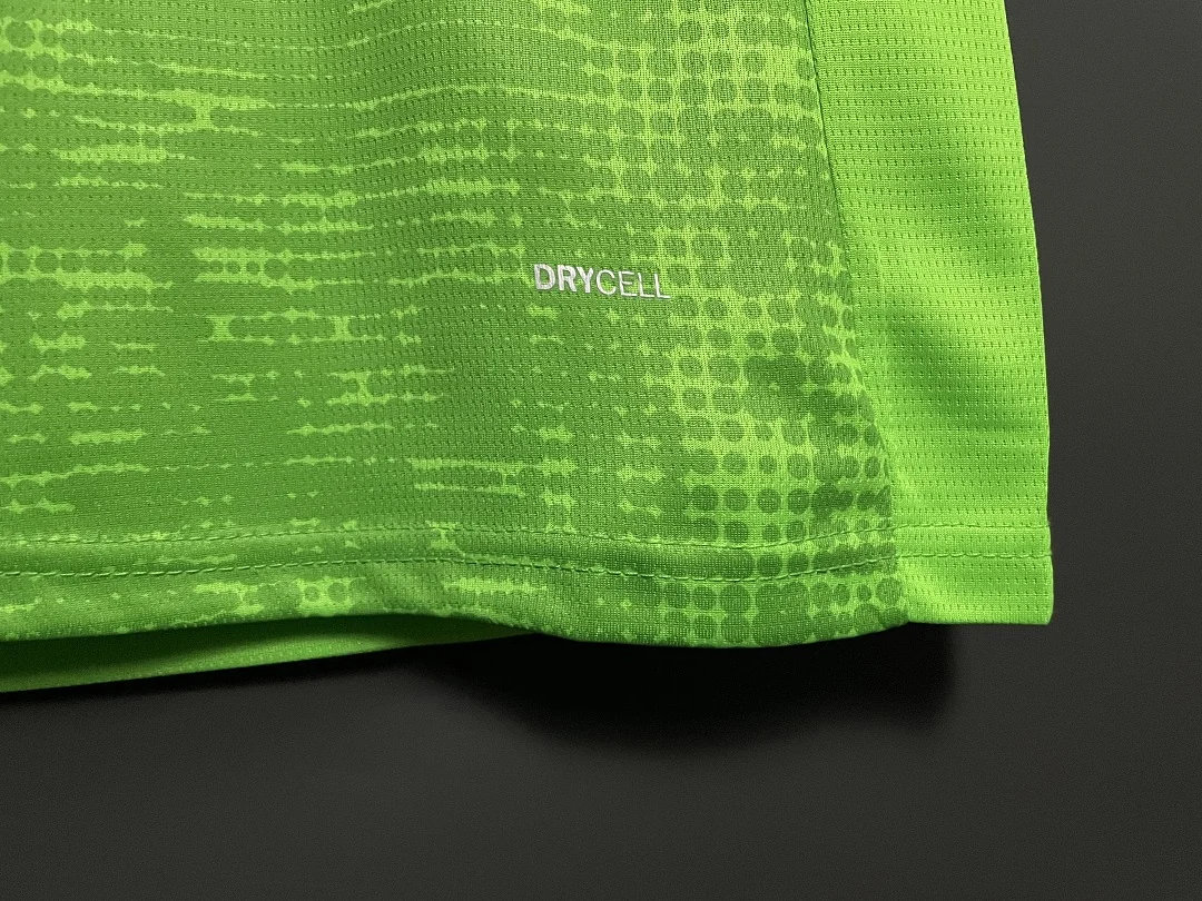 25-26 Portugal Goalkeeper Kit - view 6
