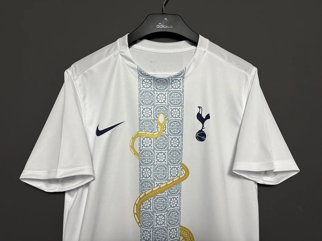 25-26 Tottenham Year of the Snake Special Edition - view 4