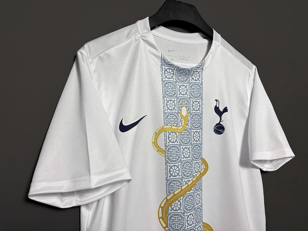 25-26 Tottenham Year of the Snake Special Edition - view 5