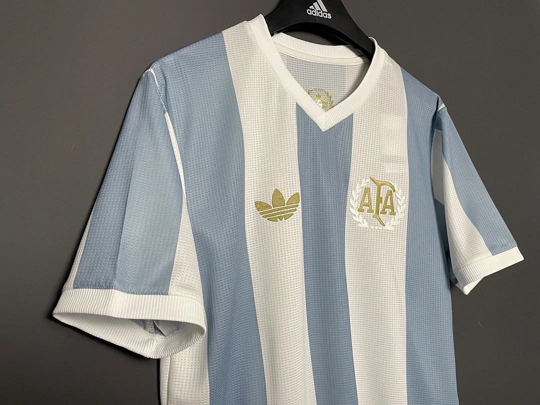 25 Argentina Commemorative Edition - view 3